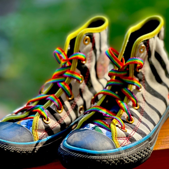 Size 1.5 Converse All⭐️Star Kids’ Hi-top - Picture 1 of 7